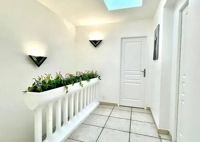 Charmante Villa Pour 10 Personnes